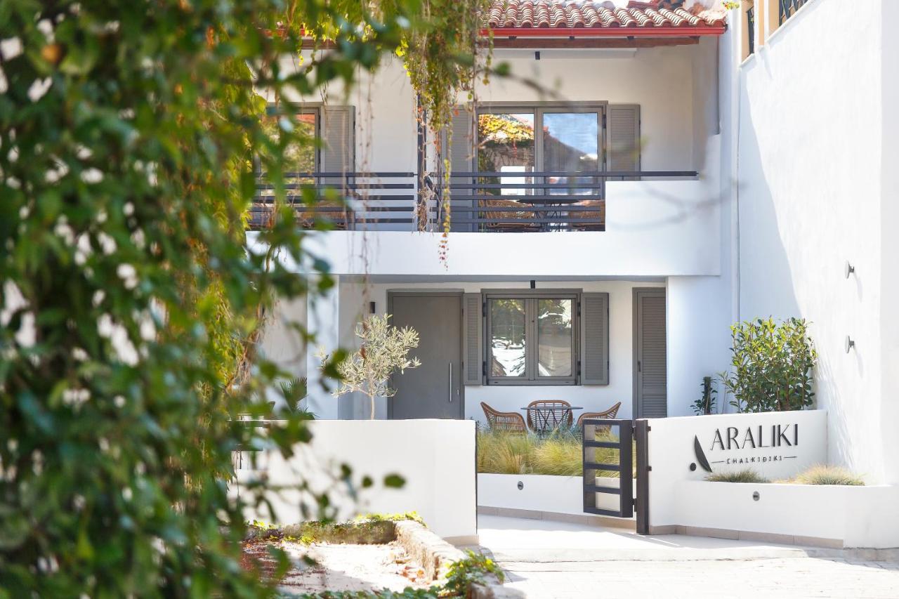 Araliki Suites Polychrono Bagian luar foto