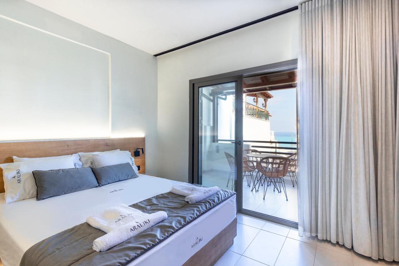 Araliki Suites Polychrono Bagian luar foto