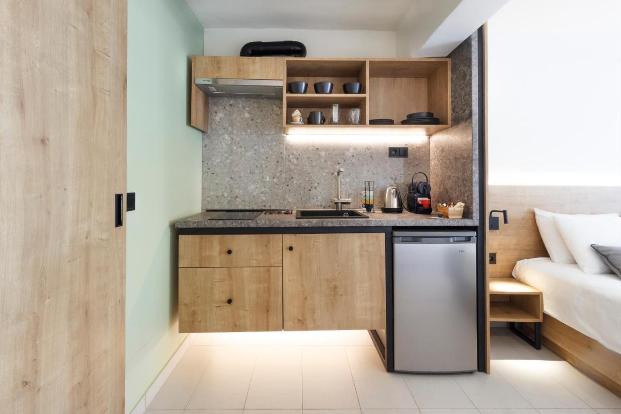 Araliki Suites Polychrono Bagian luar foto