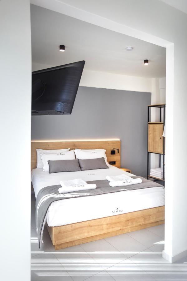 Araliki Suites Polychrono Bagian luar foto