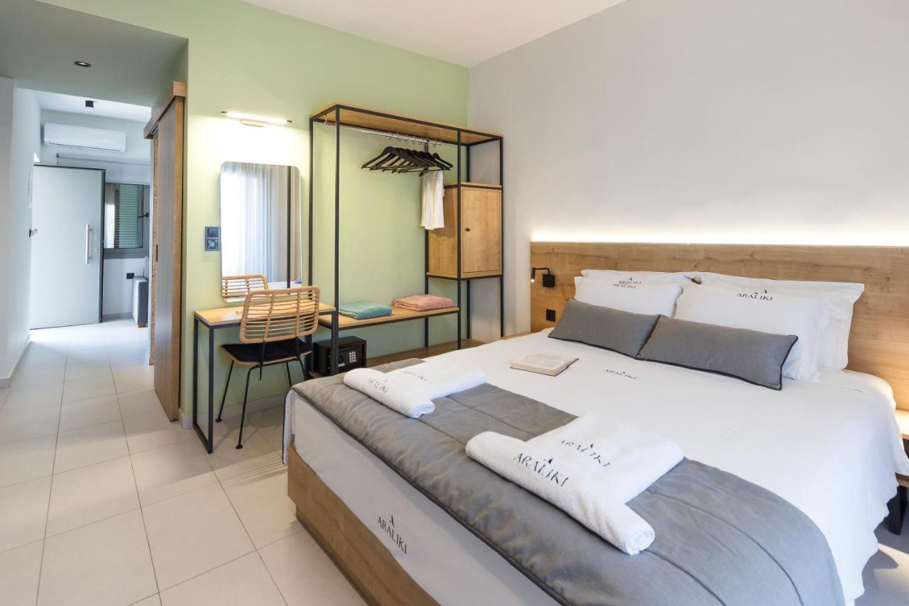 Araliki Suites Polychrono Bagian luar foto